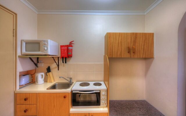Midlands Motel