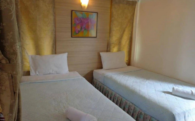 Seashell Resort