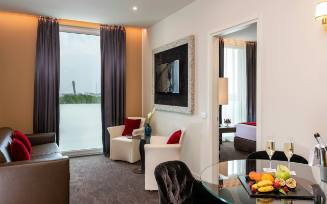 Leonardo Royal Hotel Venice Mestre - Image 6