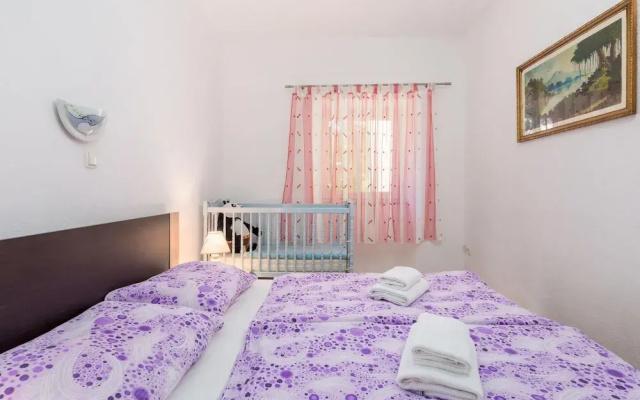 Awesome Home in Garica With Wifi and 3 Bedrooms