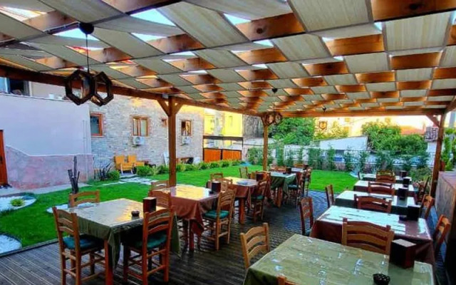 Gai̇a Taş Konak Geyi̇kli̇