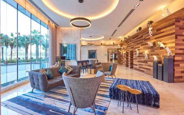 Media One Hotel Dubai