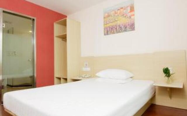 Hanting Express Beijing Wendu Water City