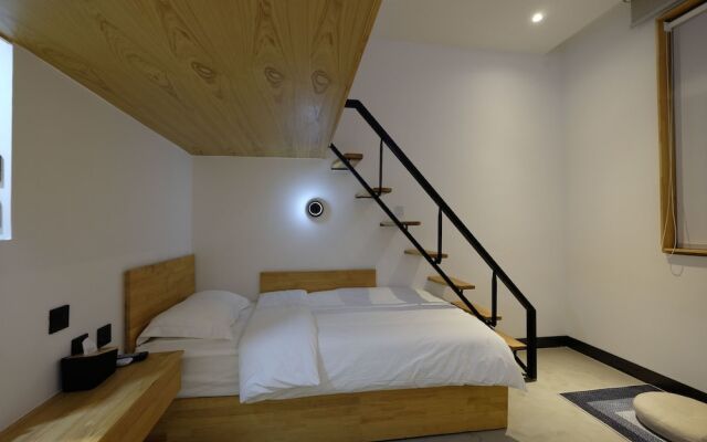 DaLi Villa Stanti Youth Travelling Hotel