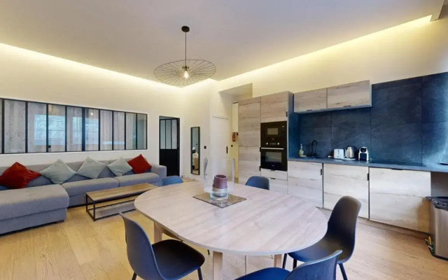 188-Suite Eight