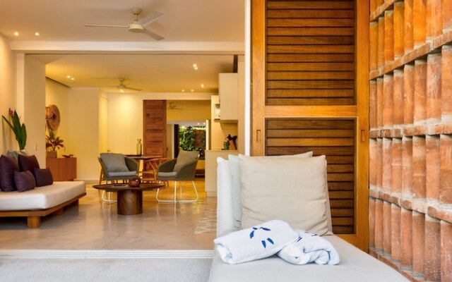 El Careyes Club & Residences