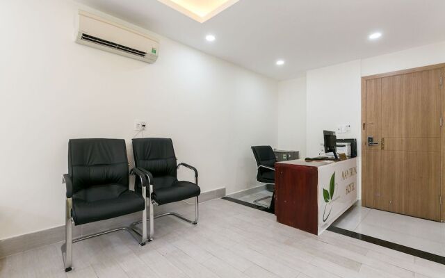 Man Trung Hotel by Oyo Rooms