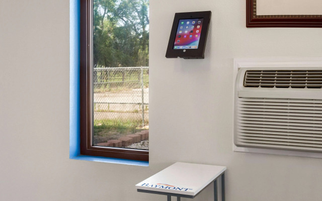 Baymont by Wyndham Hutchinson