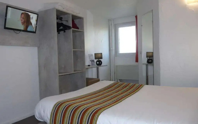 Brit Hotel Bosquet