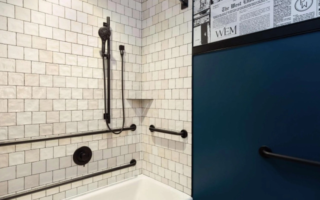 Pennyweight Hotel Boston, Curio Collection by Hilton