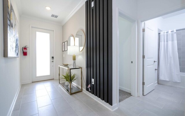 Stunning 5Bd Private Pool & Waterpark @ Champions Gate 8913