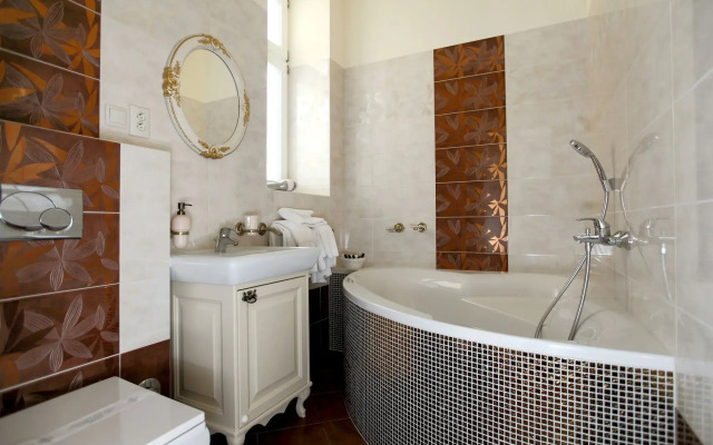GOLDEN ROYAL Boutique hotel & Spa