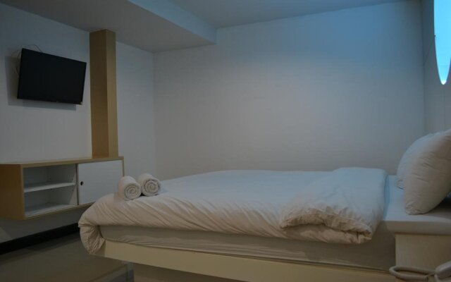 Romantic Hotel