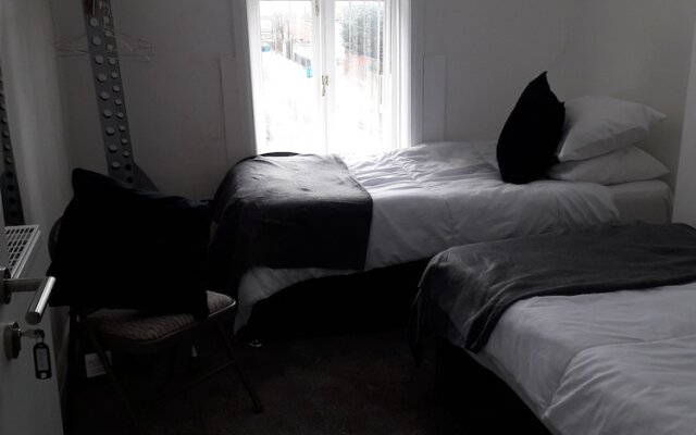 Molyneux Apartments