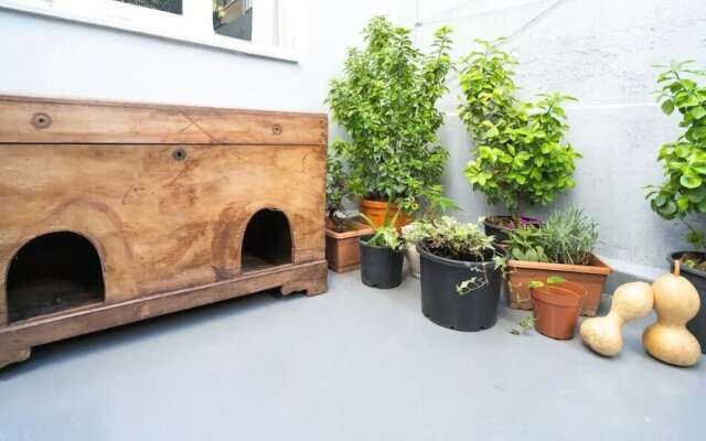 Charming Apartment With Galata View