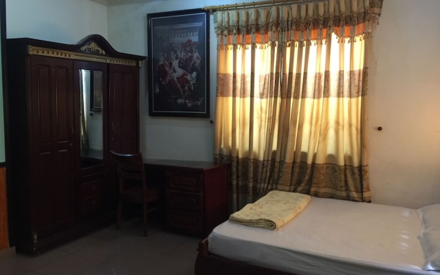 Nha Nghi Tham Quyen – Guest Rooms – Cam Pha