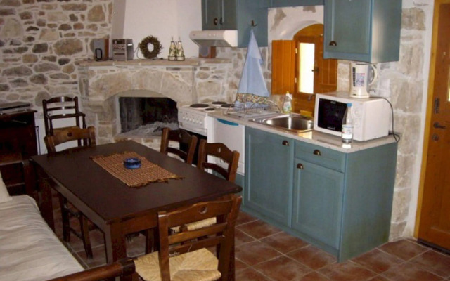 Ksa Sou Traditional Guesthouses