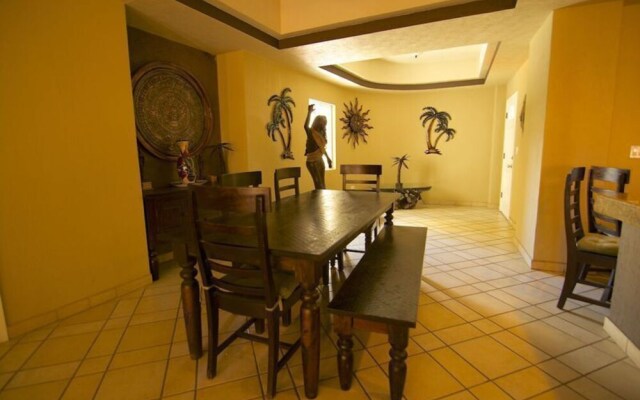 Bonita 305 - 3 Br Condo