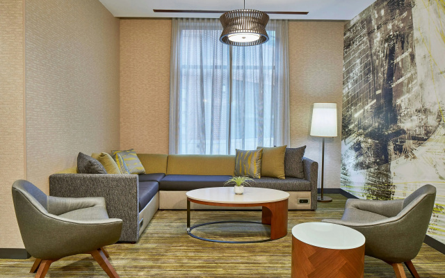 Courtyard by Marriott Baltimore Downtown/McHenry Row