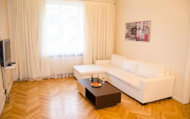 City Inn Riga Apartment, Old Town, River view with parking