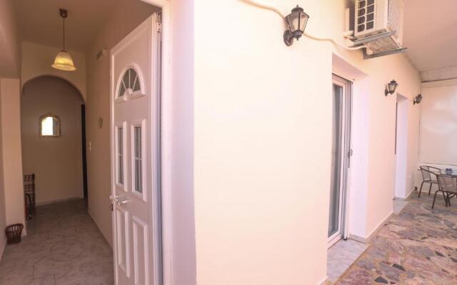 Bayside House in Corfu