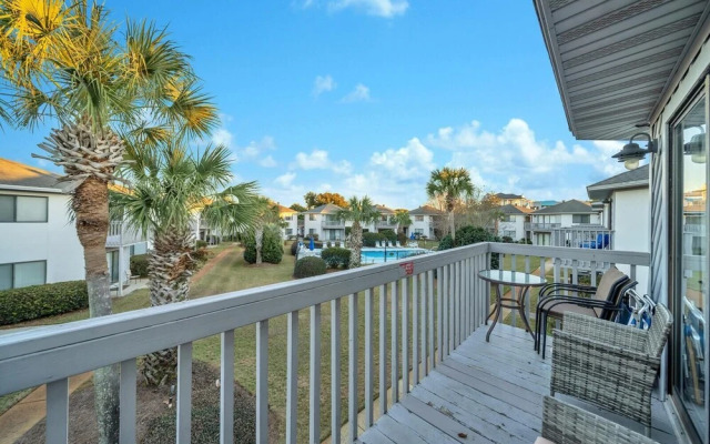 Crystal Village II, Unit 6B