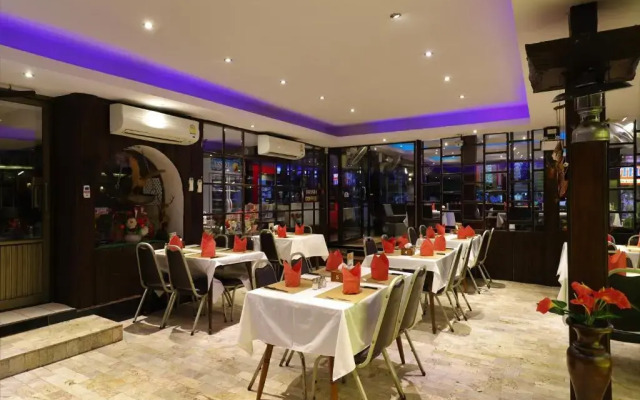 Right Spot Inn Hotel