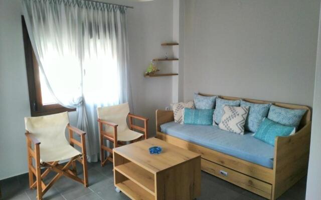Gianni's Apartment By The Sea