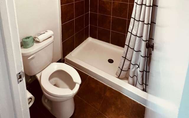 Econo Lodge Inn & Suites Downtown San Antonio