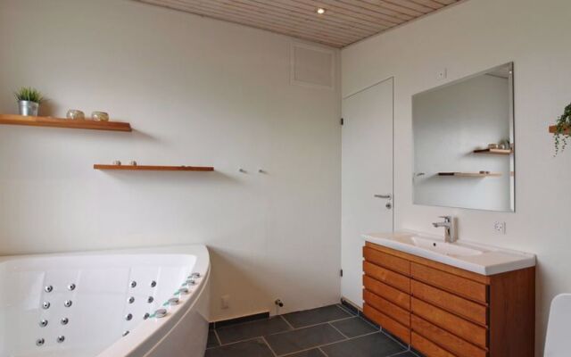 "Almen" - 350m from the sea in NW Jutland