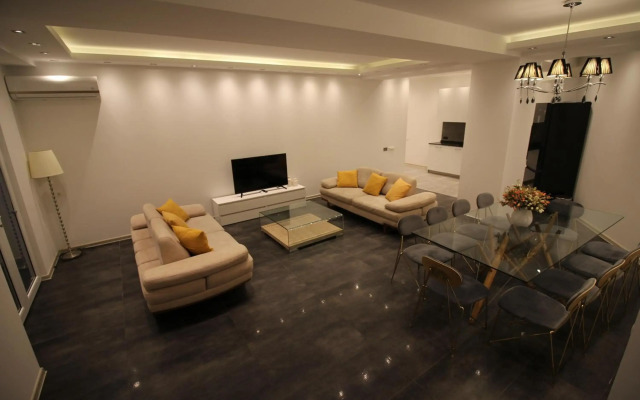 Super Luxury Apartments