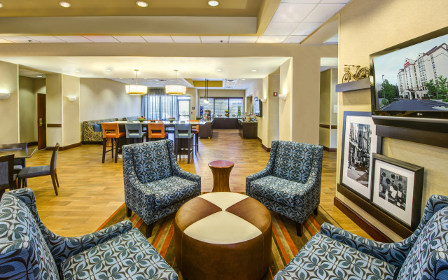 Hampton Inn & Suites Atlanta Galleria