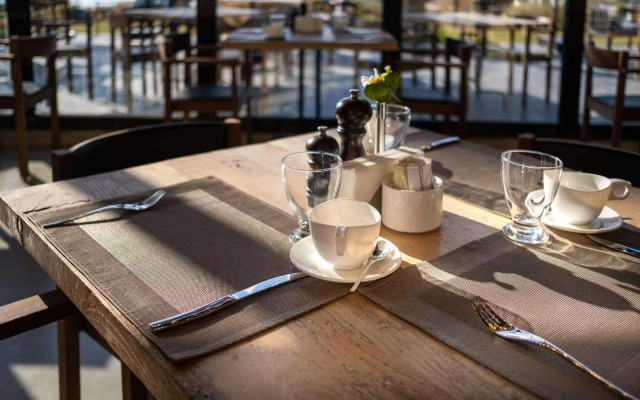 The S, an Ascend Hotel Collection Member