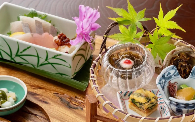 Hanarenoyado Sennomori