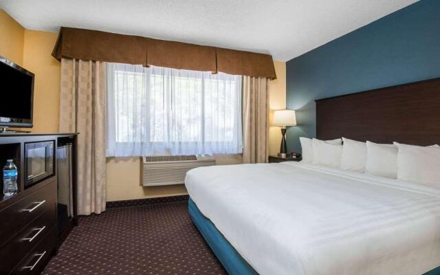 AmericInn Eagle