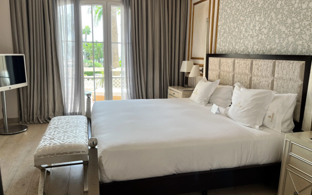 Las Dunas Grand Luxury Hotel