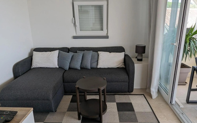 Prime Location Penthouse apt with a large terrace