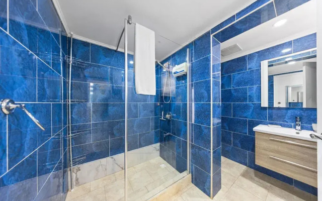Charming Condo in Prime Location Wacamaya Condos