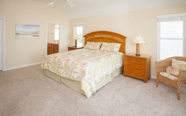 Hang Ten - 10 Br Home