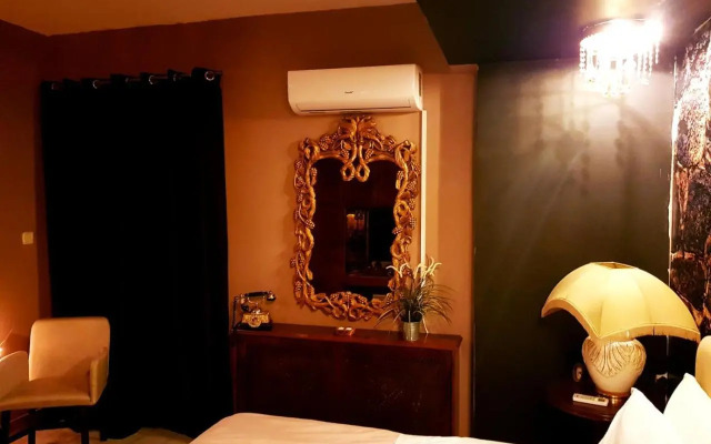 Kouro's private room!