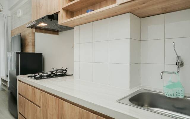 Comfort Studio Emerald Bintaro Apartment near British School