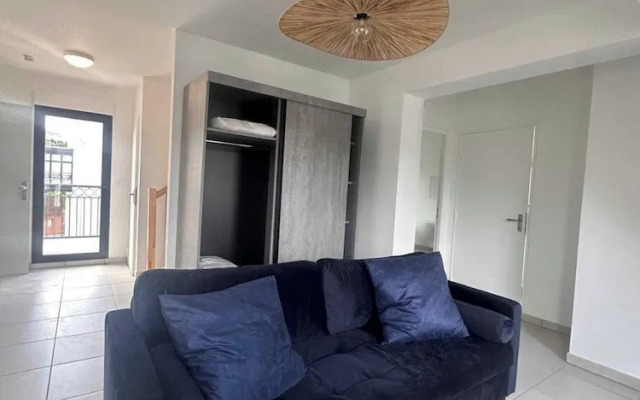 Elegant Appt - 3bdr/8p - Near Paris & La Defense