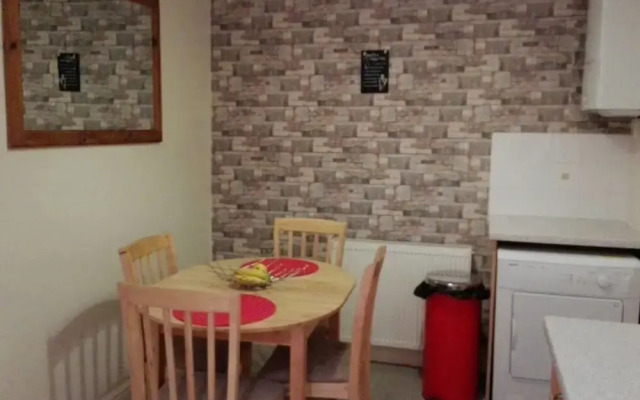 Manor House with Garden 6ppn Max