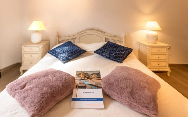 Magnificent Sea View Penthouse Cospicua