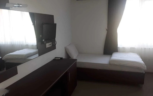 Legend Hotel Tem