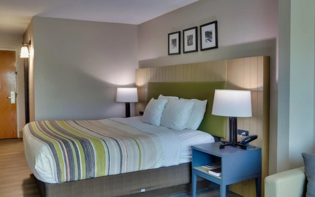Country Inn & Suites by Radisson, Savannah Gateway, GA
