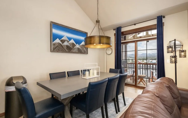 Cozens Pointe I-101 2 Bedroom Condo by RedAwning