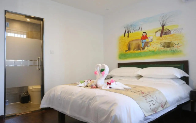 Nostalgia Hotel (Zhangjiakou)