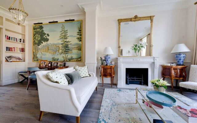 Elegant 5-bed House Chelsea