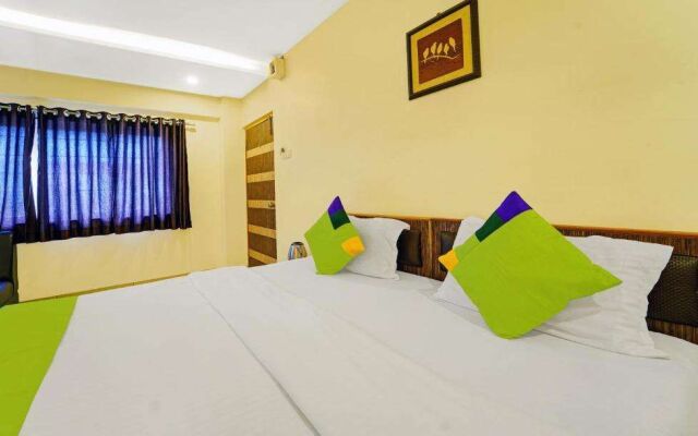Treebo Surya Comforts, 200 Mtrs From Kolhapur Railway Station